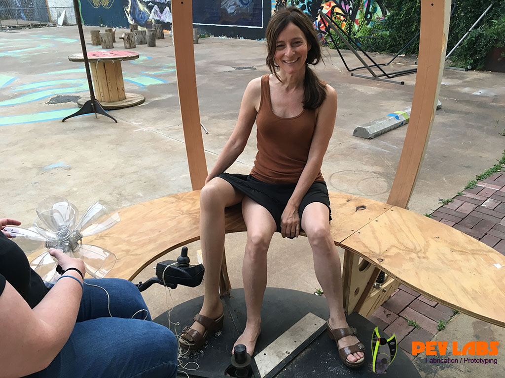 Spherical Electric Vehicle with Three Legged Lady Spherical Electric Vehicle with Three Legged Lady