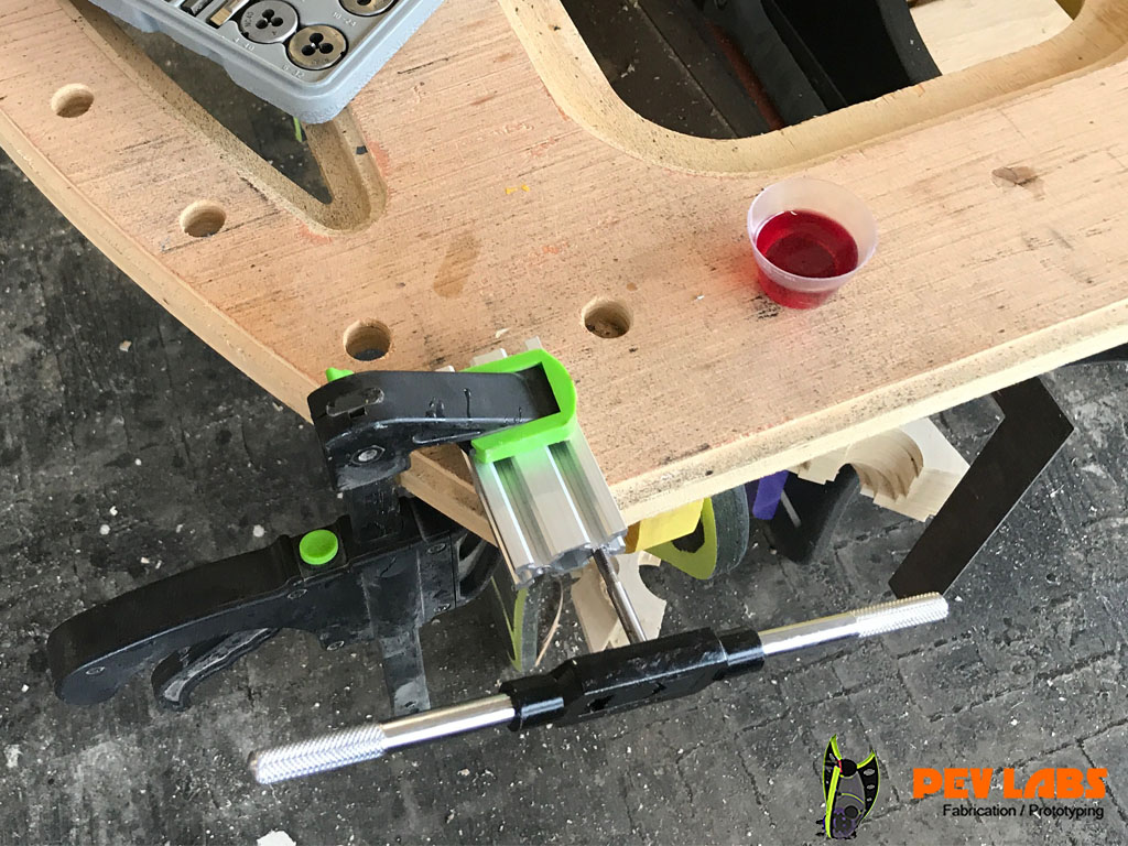 Tapping Aluminum Extrusion Tapping Aluminum Extrusion