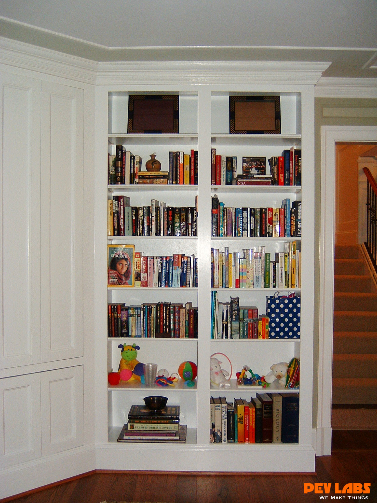 Custom Built in Book Shelves Custom Built in Book Shelves
