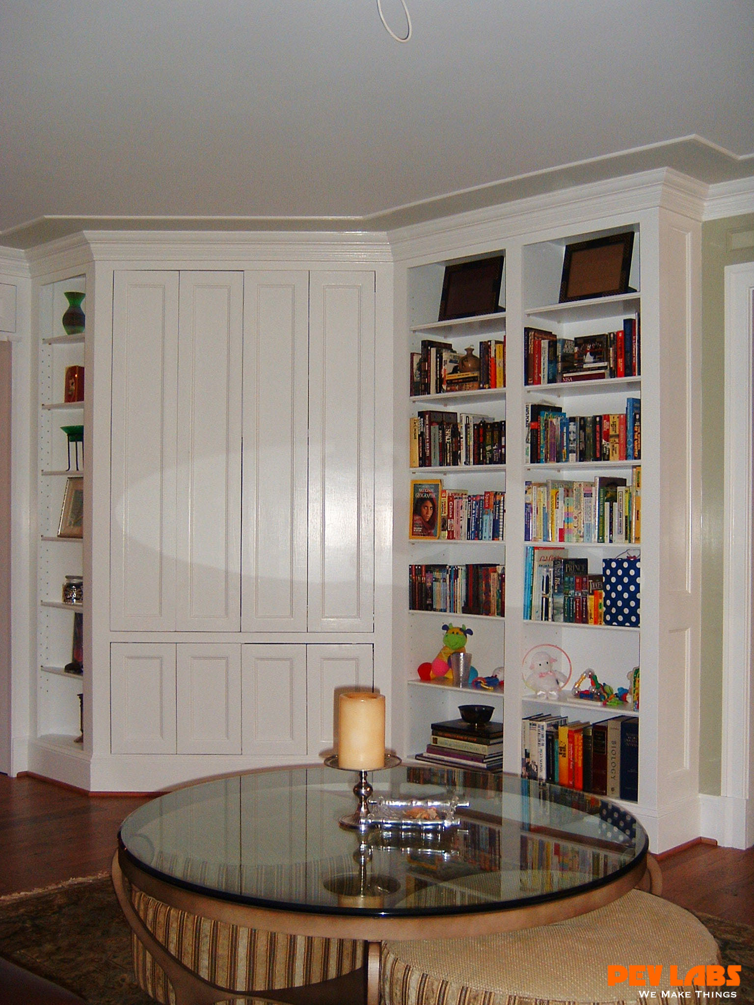 >Custom Builtin TV Cabinet and Book Shelves >Custom Builtin TV Cabinet and Book Shelves